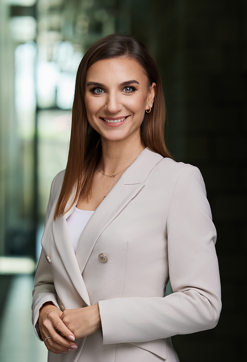 Kierownik Działu Logistyki i Transportu, Koordynator Biura Zarządu - Sylwia Luty